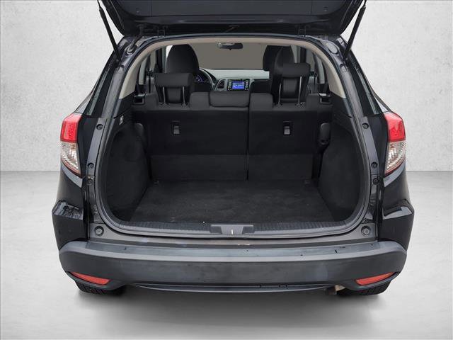Used 2019 Honda HR-V LX image 7