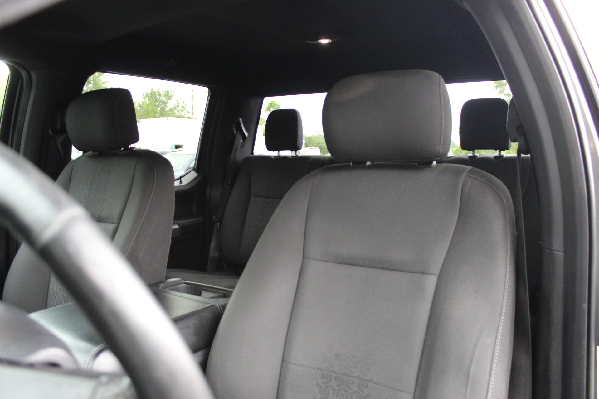 Used 2018 Ford F150 XLT w/ Equipment Group 302A Luxury AWD/4WD image 17