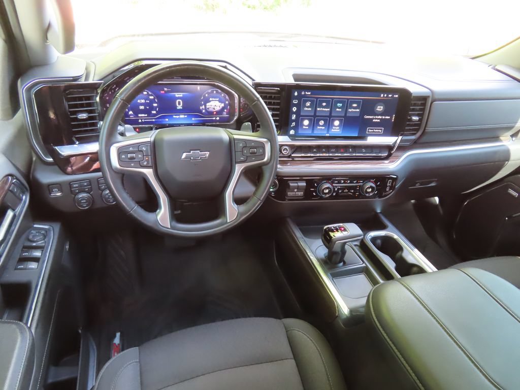 Used 2024 Chevrolet Silverado 1500 RST w/ All Star Edition Plus AWD/4WD image 4