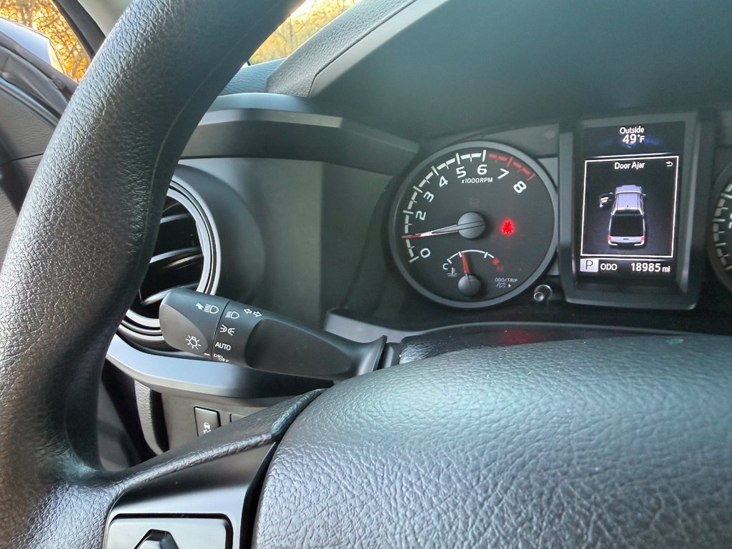Used 2023 Toyota Tacoma SR AWD/4WD image 30