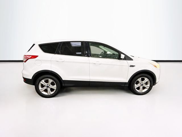 Used 2015 Ford Escape SE image 5
