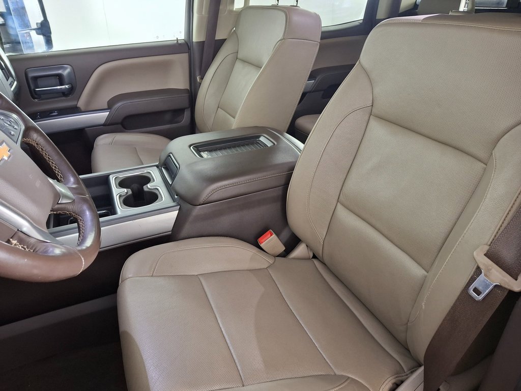 Used 2018 Chevrolet Silverado 3500 LTZ w/ Duramax Plus Package image 27