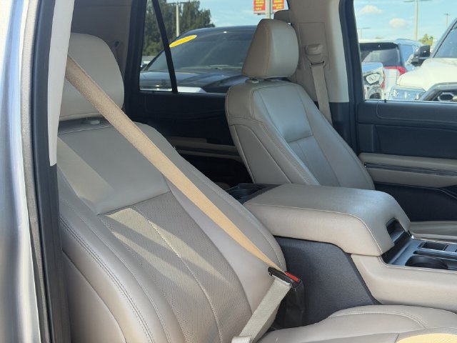 Used 2024 Ford Expedition Max XLT RWD image 18