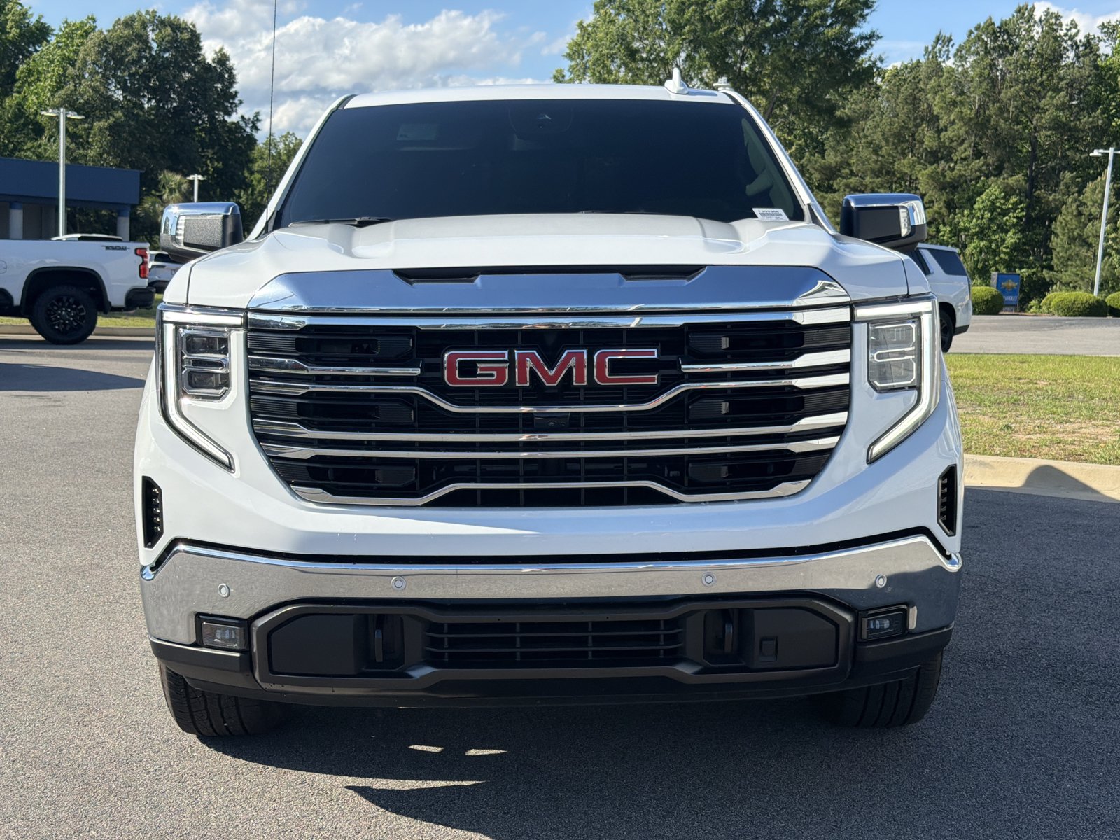 Used 2026 GMC Sierra 1500 SLT RWD image 6