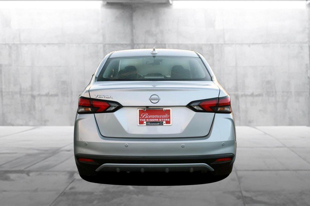 New 2025 Nissan Versa SV w/ Trunk Package image 6