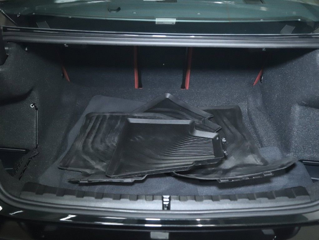 Certified 2023 BMW 330i xDrive Sedan w/ Premium Package image 31