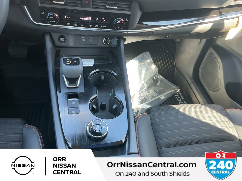 New 2026 Nissan Rogue SV AWD/4WD image 24