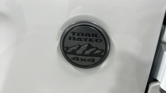 Used 2024 Jeep Wrangler Unlimited Sport AWD/4WD image 29