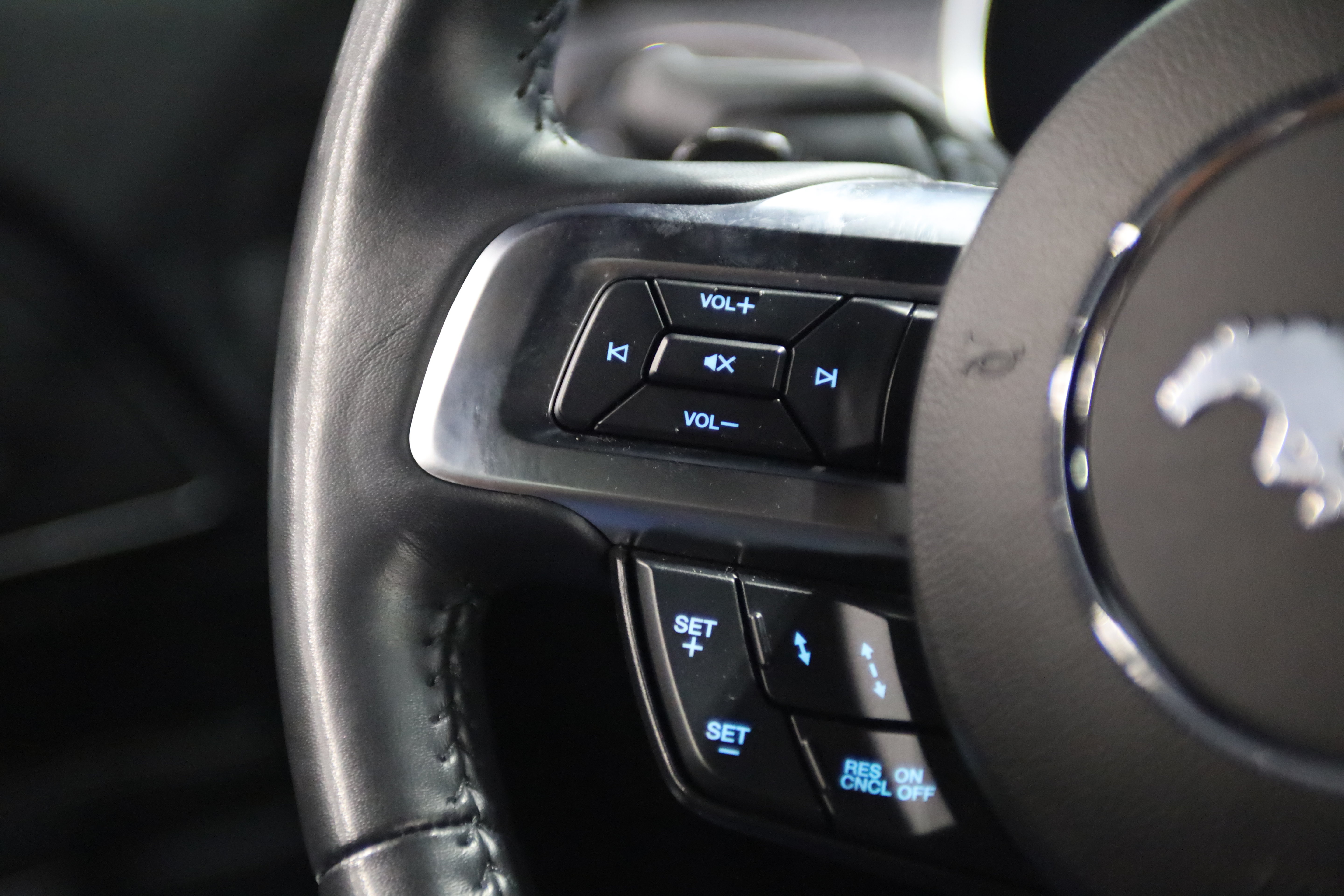 Used 2020 Ford Mustang GT Premium w/ GT Performance Package RWD image 21