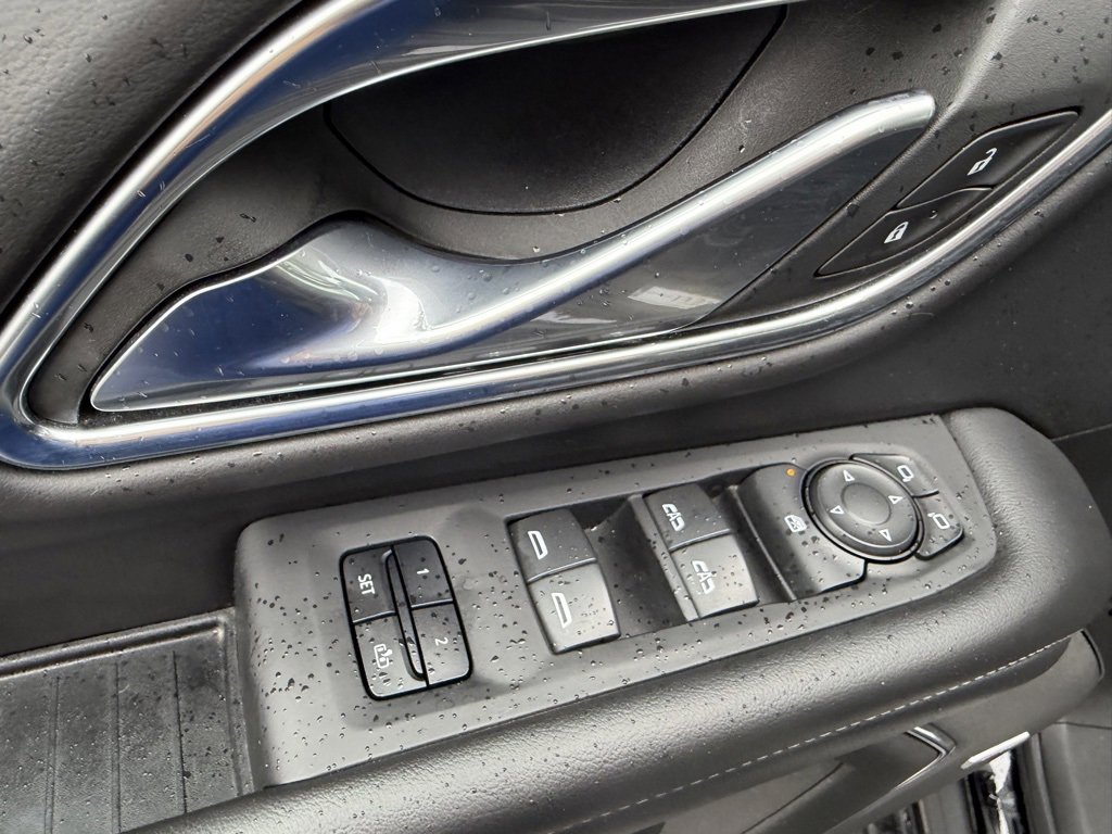 Used 2023 Chevrolet Tahoe LT image 38