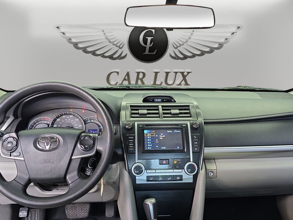 Used 2012 Toyota Camry LE FWD image 10