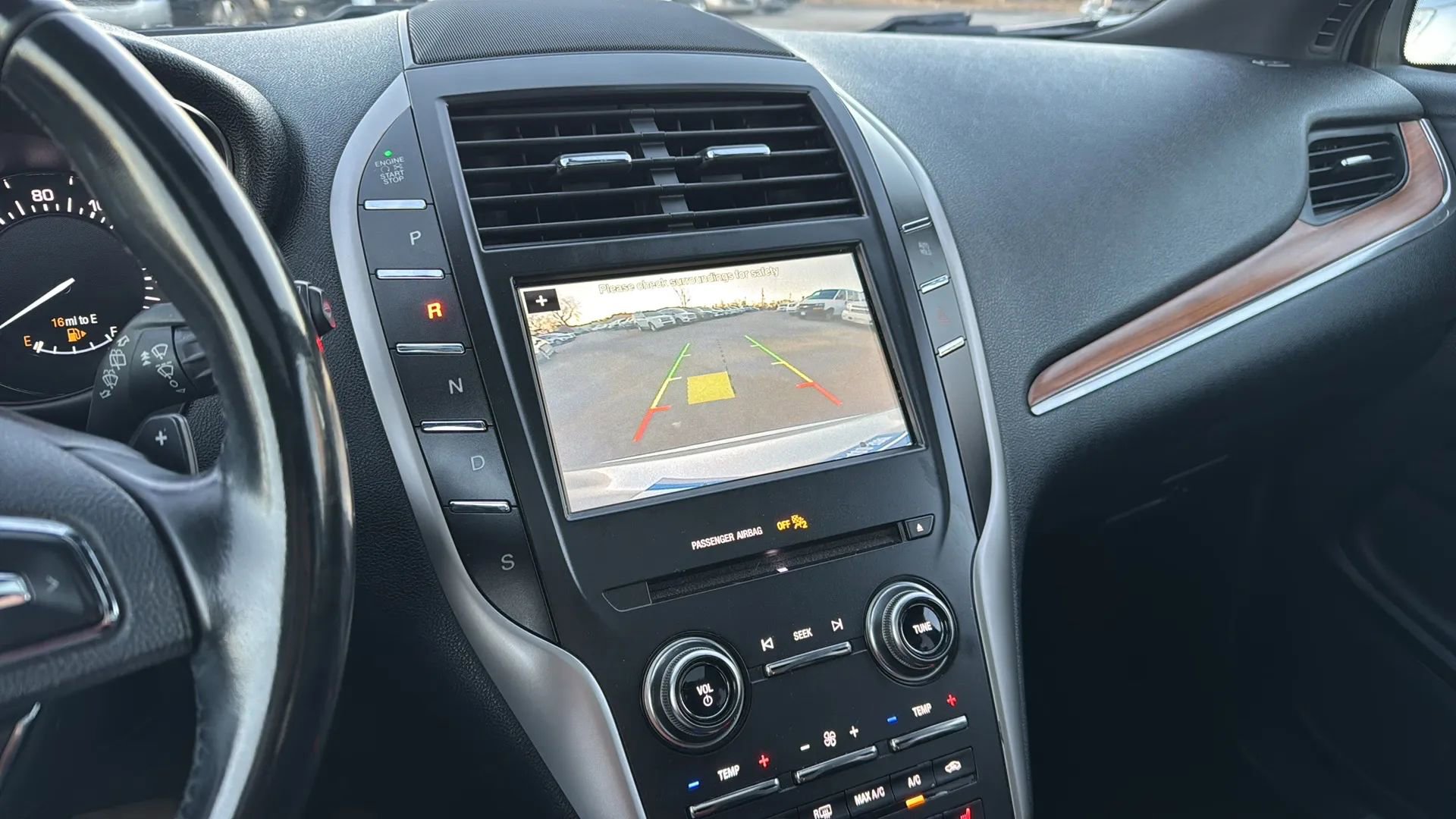 Used 2017 Lincoln MKC Reserve image 36