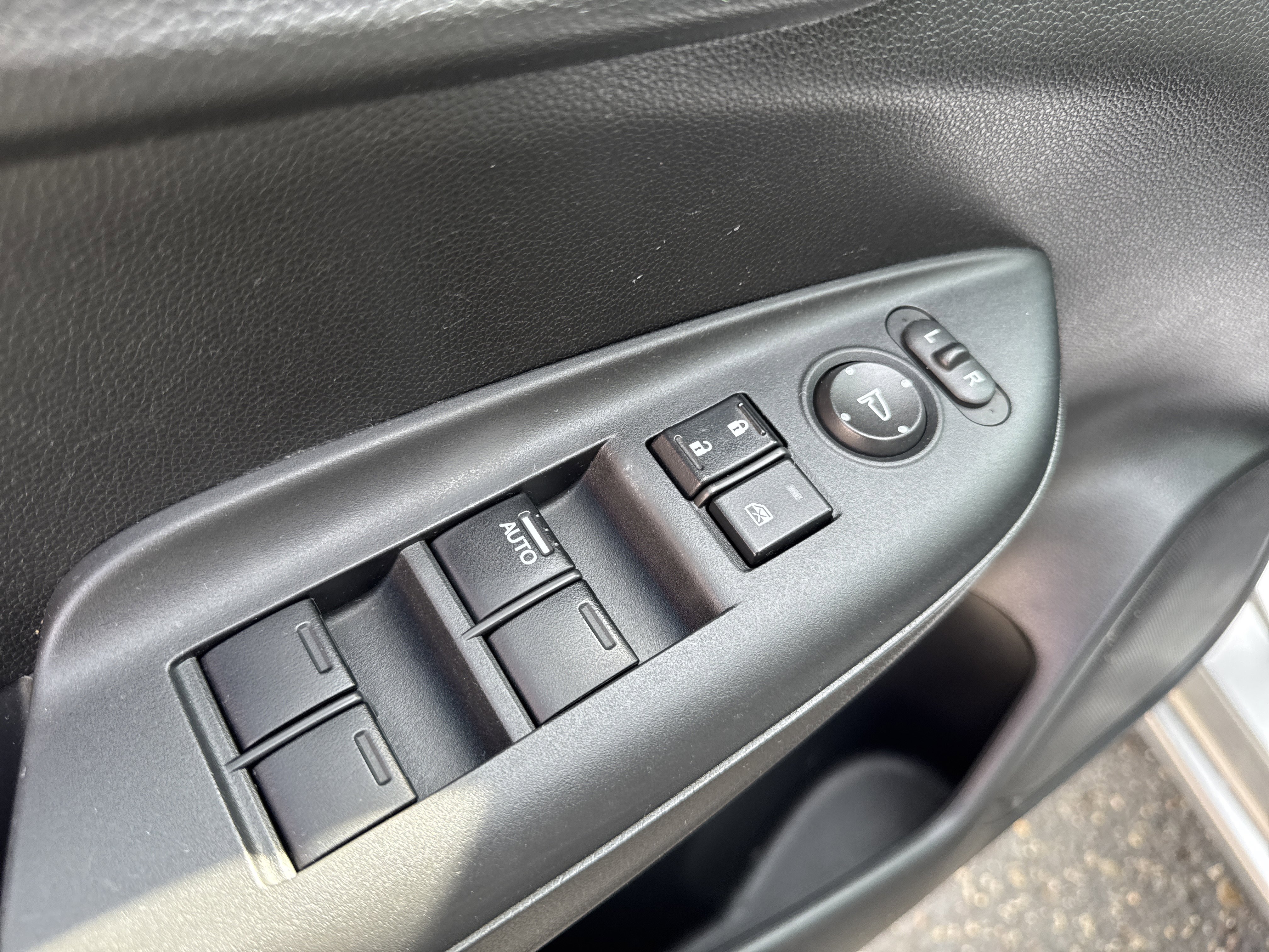 Used 2016 Honda Fit EX image 14