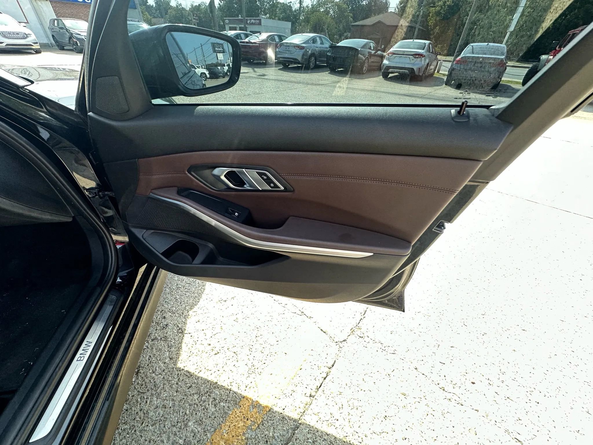 Used 2019 BMW 330i Sedan image 15