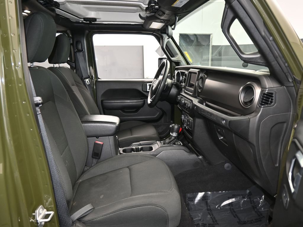 Used 2021 Jeep Wrangler Unlimited Sport image 41