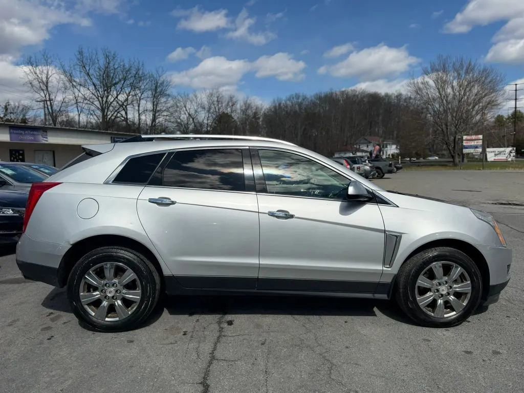 Used 2016 Cadillac SRX Luxury image 9