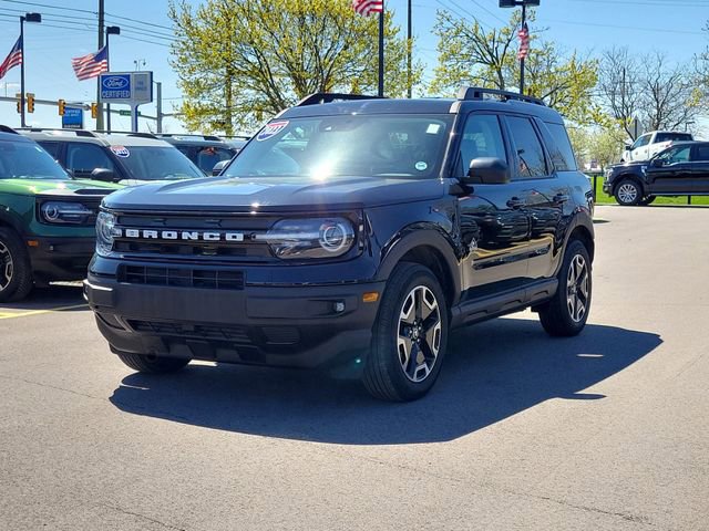 Certified 2023 Ford Bronco Sport Outer Banks AWD/4WD image 2