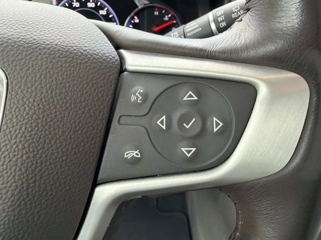 Used 2022 GMC Acadia SLT w/ Technology Package image 26