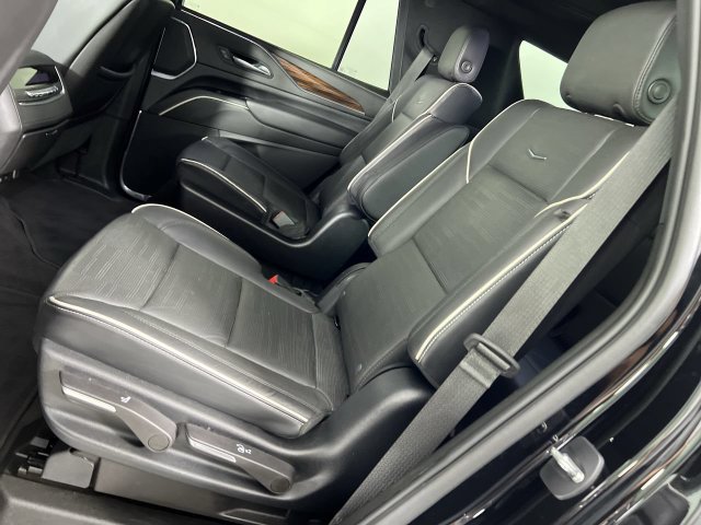 Certified 2023 Cadillac Escalade Premium Luxury AWD/4WD image 26