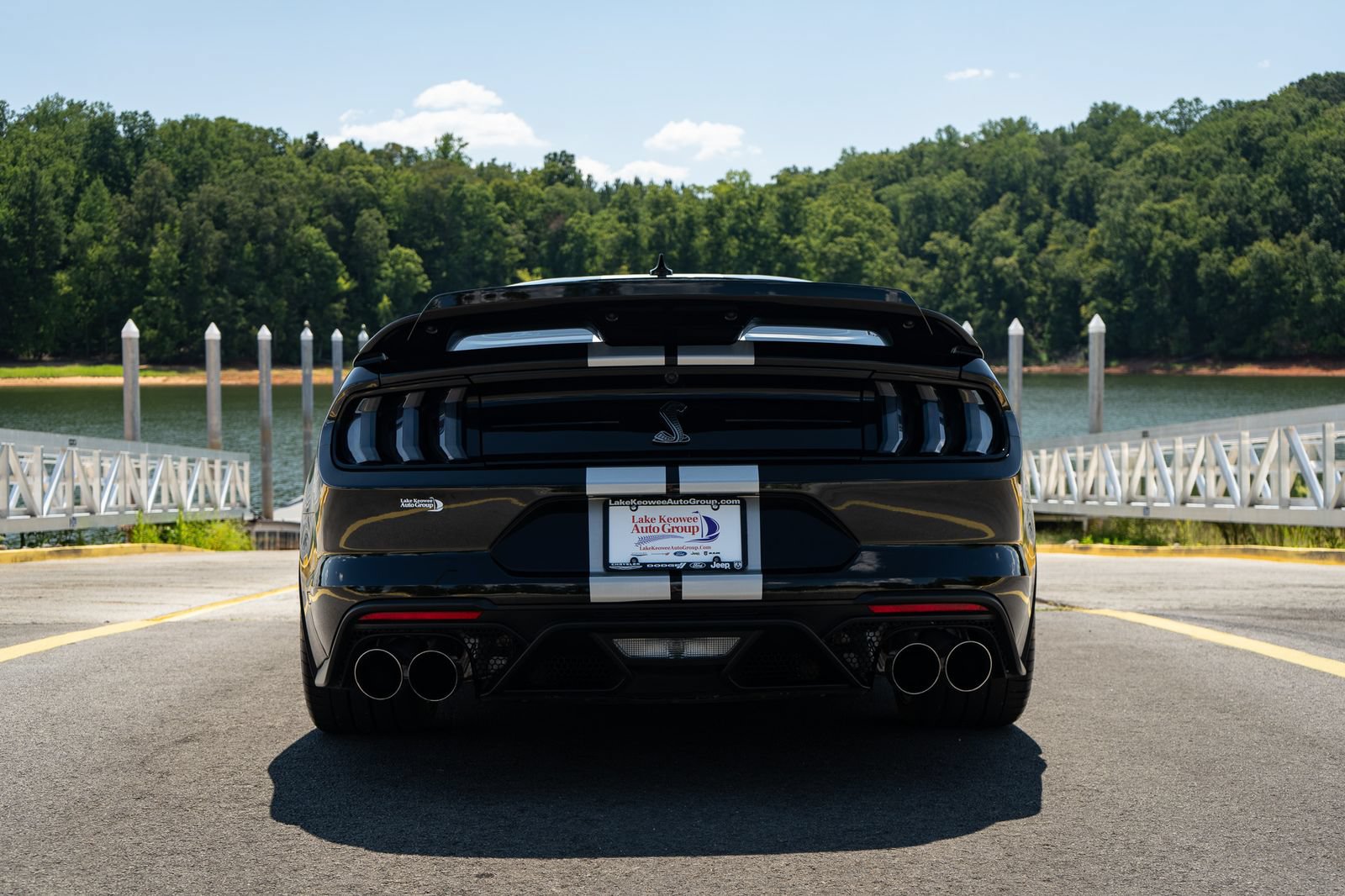 Used 2021 Ford Mustang Shelby GT500 w/ Technology Package RWD image 39