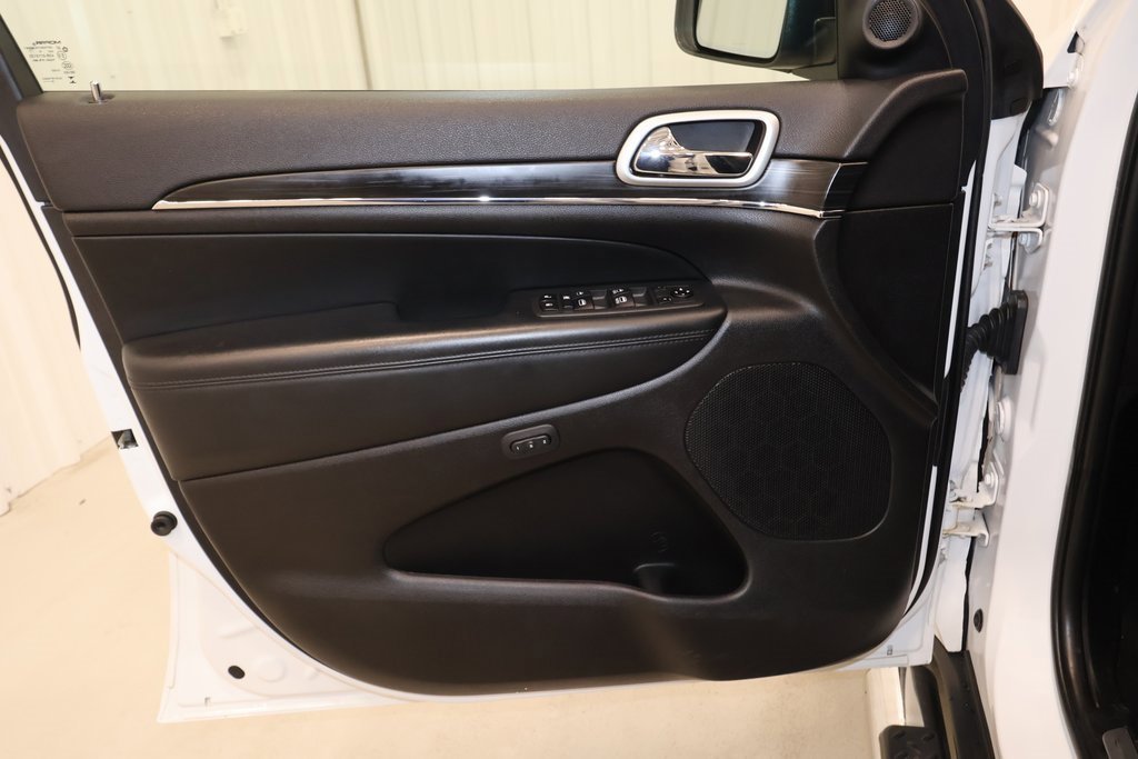 Used 2020 Jeep Grand Cherokee Limited image 11