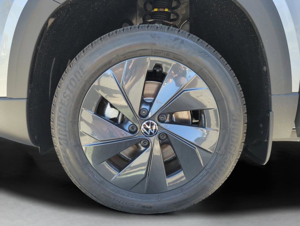 New 2026 Volkswagen Taos S image 45