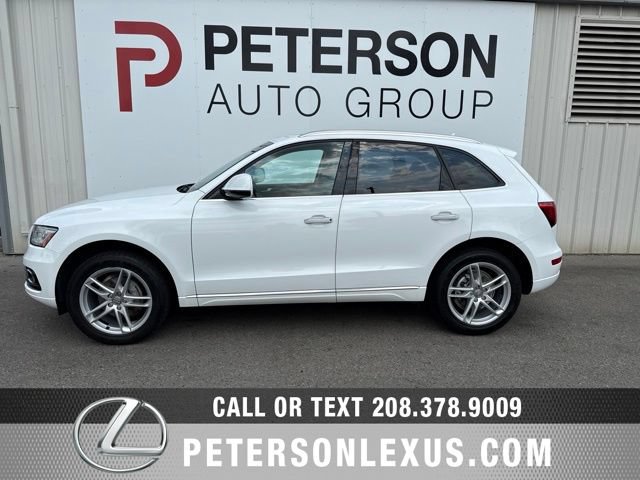 Used 2017 Audi Q5 2.0T Premium Plus w/ Technology Package AWD/4WD image 7