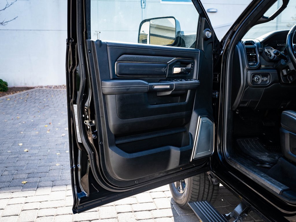 Used 2020 RAM 2500 Limited image 27