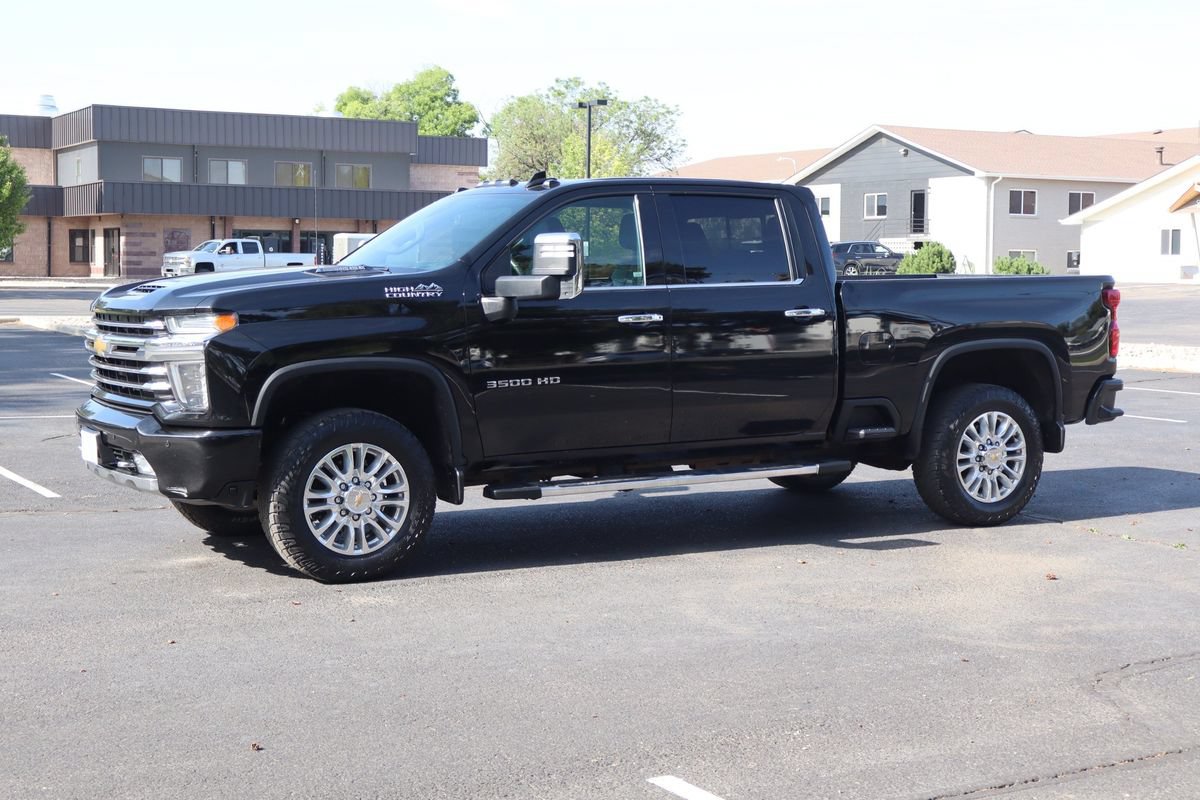 Used 2022 Chevrolet Silverado 3500 High Country w/ Safety Package II AWD/4WD image 10