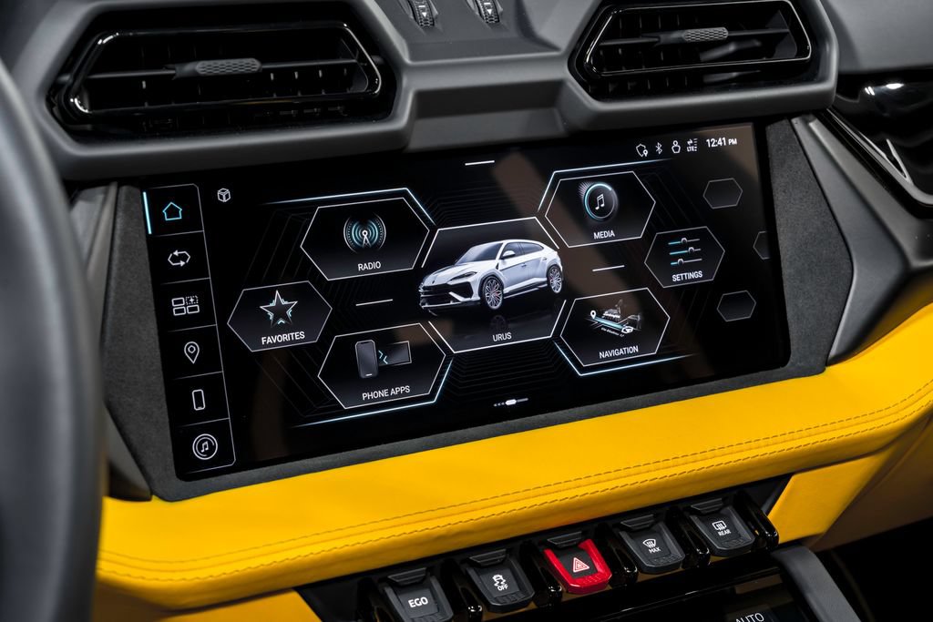 Used 2025 Lamborghini Urus S AWD/4WD image 25