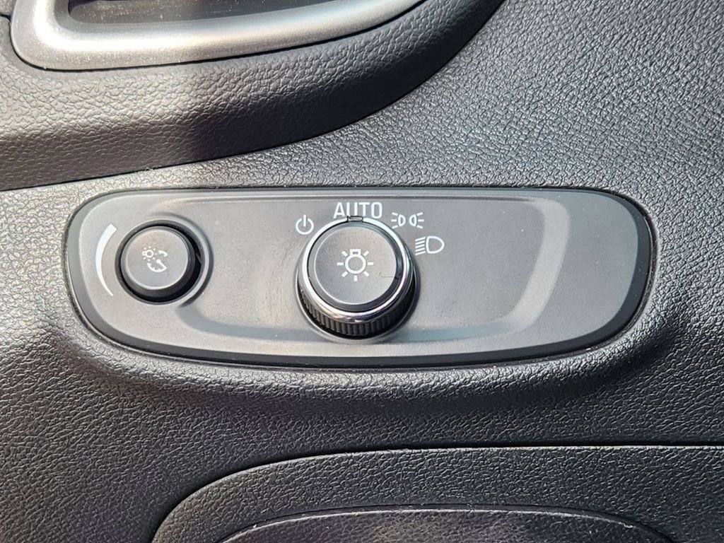 Used 2020 Chevrolet Trax LS image 13