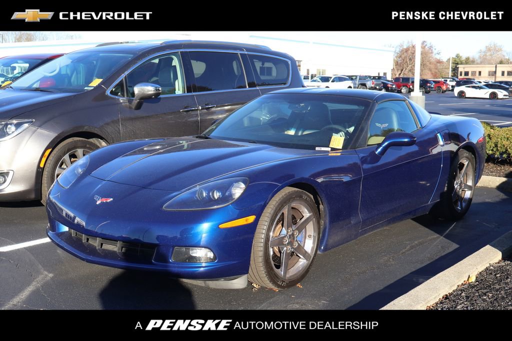 Used 2007 Chevrolet Corvette Coupe w/ Preferred Equipment Group image 1
