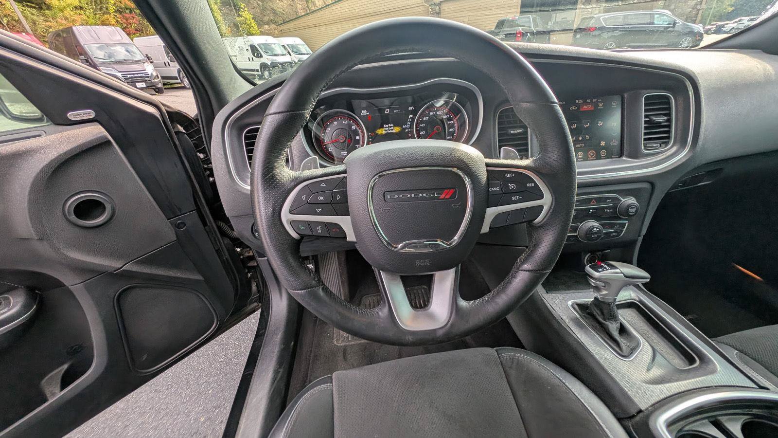 Used 2016 Dodge Charger R/T Scat Pack RWD image 10