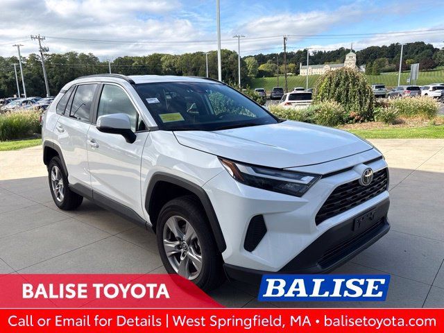 Used 2025 Toyota RAV4 XLE AWD/4WD image 1