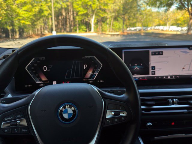 Used 2024 BMW i4 eDrive40 w/ Premium Package RWD image 23