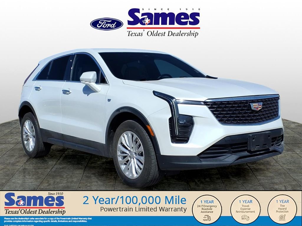 Used 2024 Cadillac XT4 Luxury w/ Cold Weather Package image 1