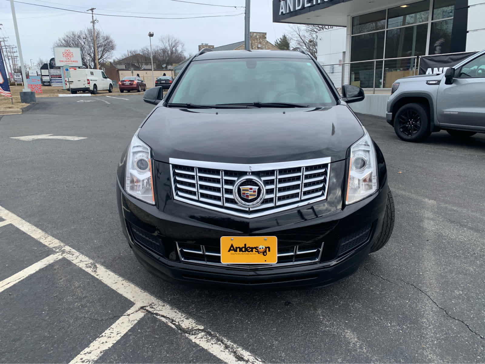 Used 2016 Cadillac SRX FWD image 2
