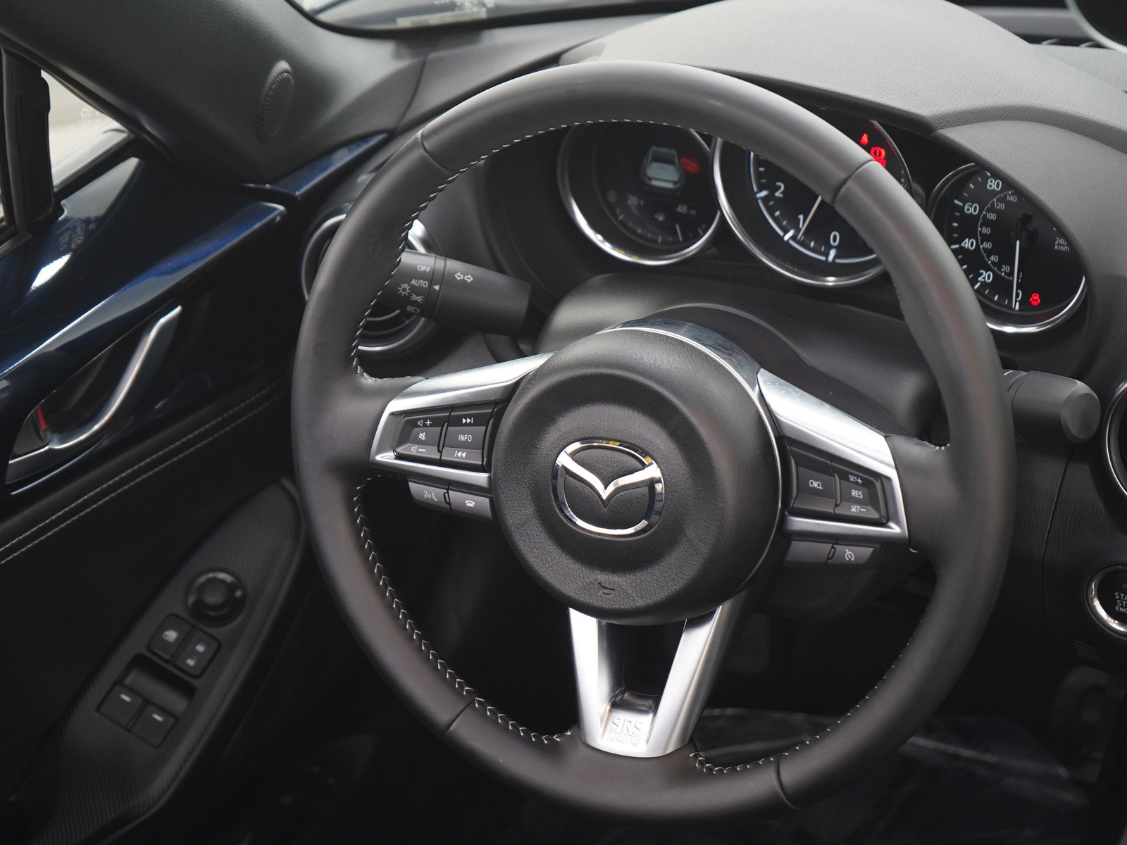Used 2025 MAZDA MX-5 Miata RF Grand Touring image 13
