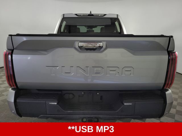 Used 2022 Toyota Tundra SR5 w/ SR5 Convenience Package AWD/4WD image 7