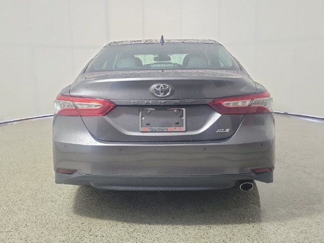Used 2018 Toyota Camry XLE w/ Audio Package FWD image 6
