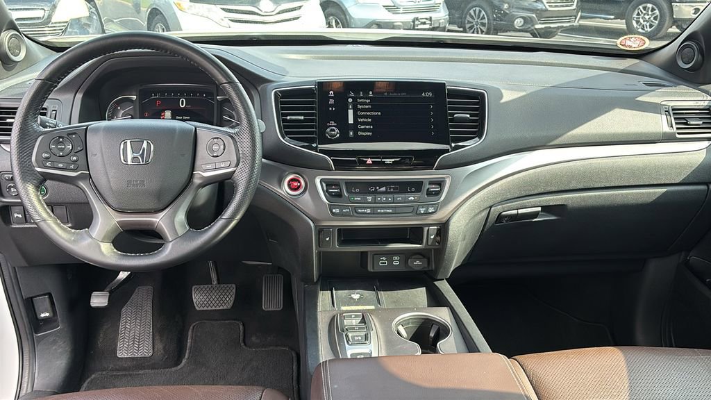 Used 2024 Honda Passport EX-L image 12