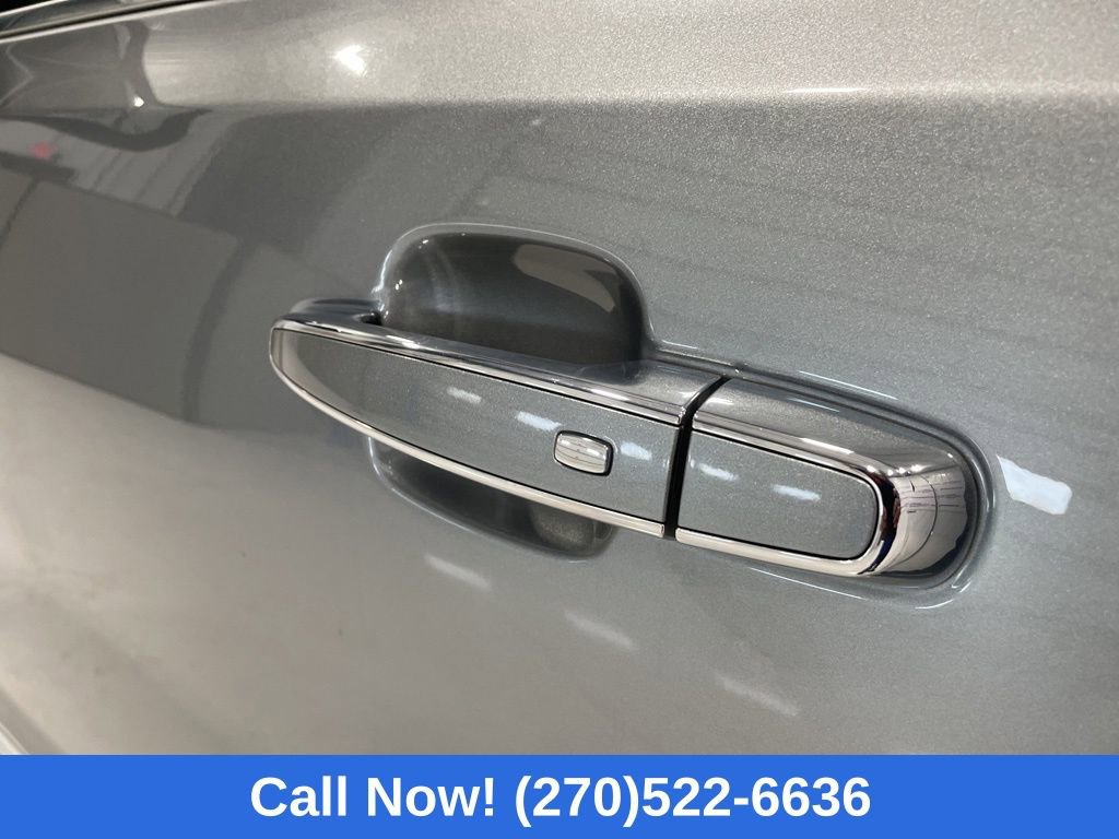 Used 2023 GMC Acadia Denali image 13