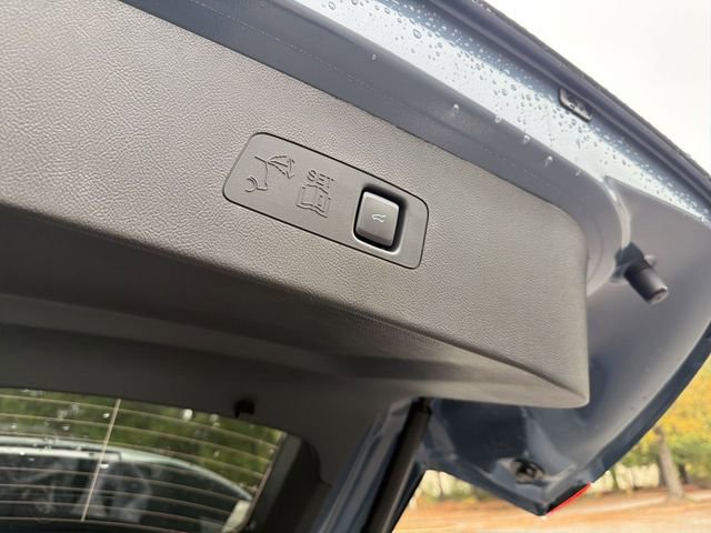 Used 2026 Lincoln Corsair Premiere image 26