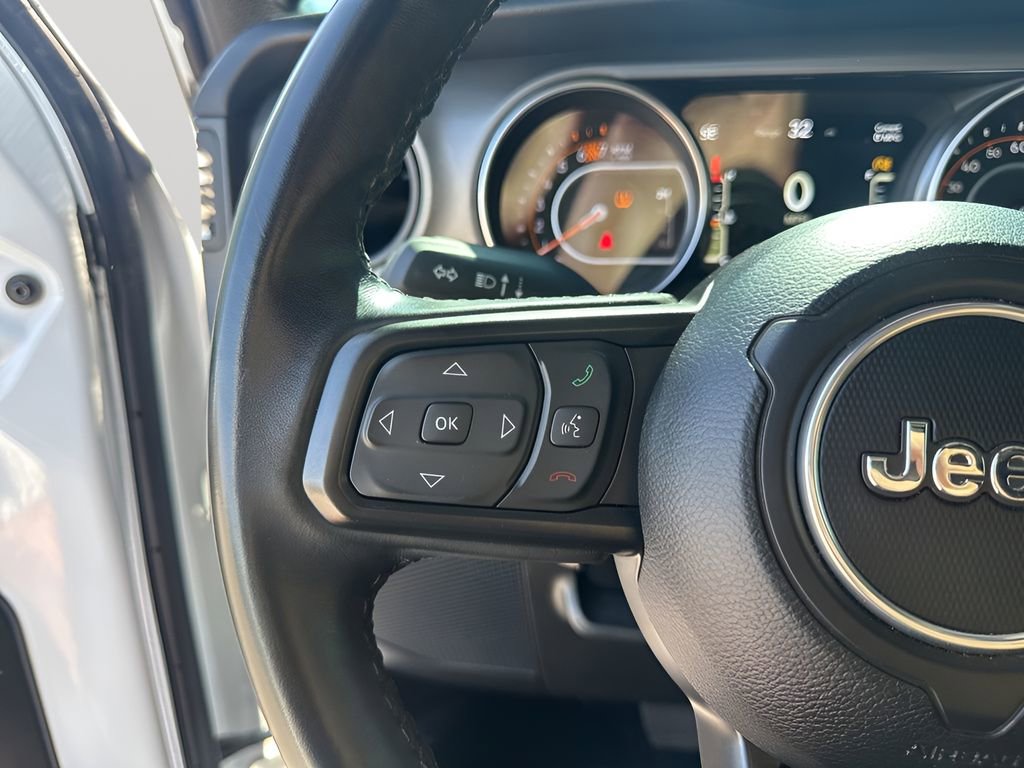 Used 2022 Jeep Wrangler Unlimited Sport image 29