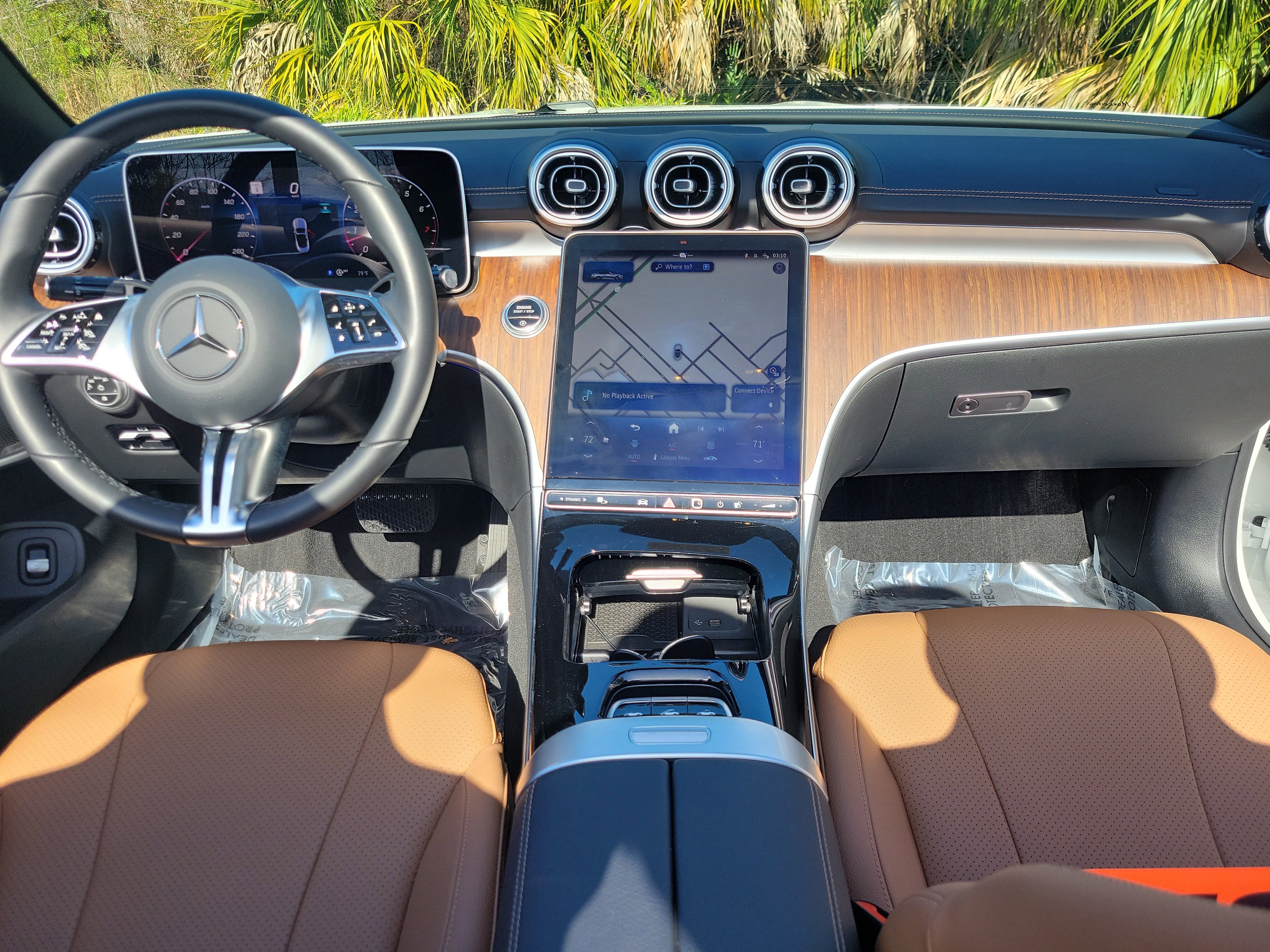 Used 2024 Mercedes-Benz CLE 300 4MATIC Cabriolet image 14