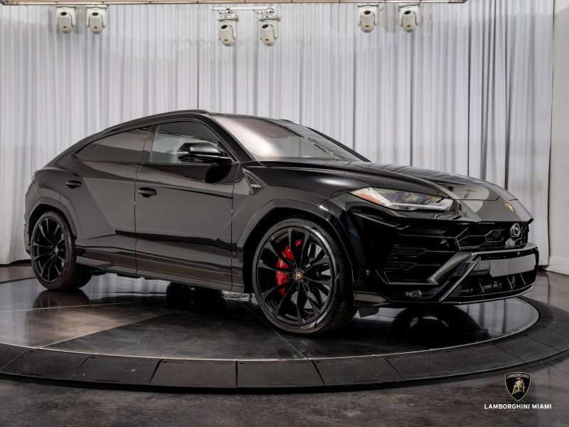 Used 2022 Lamborghini Urus image 18