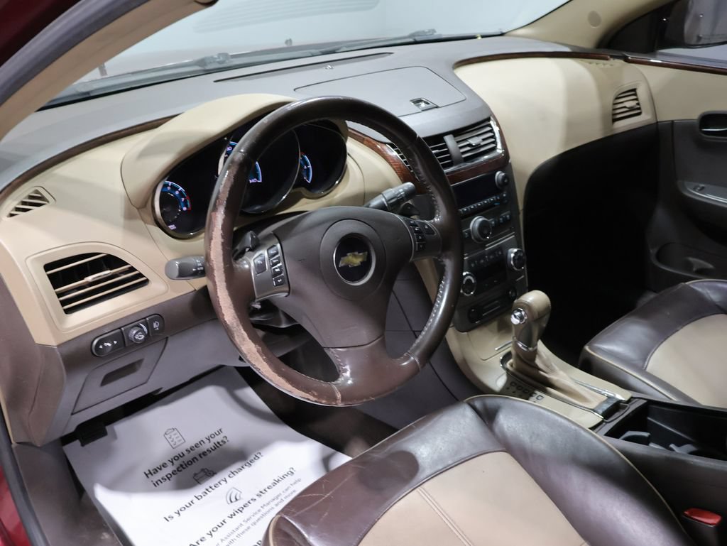 Used 2008 Chevrolet Malibu LTZ FWD image 21