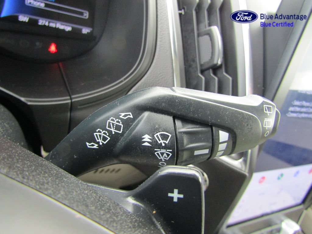 Certified 2024 Ford Edge Titanium AWD/4WD image 36