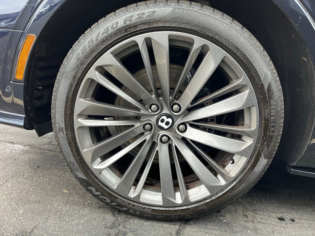Used 2021 Bentley Bentayga Speed image 38