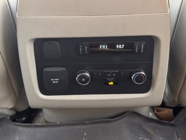 Used 2015 Lincoln Navigator L 4WD image 29